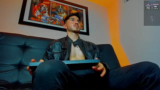Dante_Blake1 Adlı Modelin Canlı XXX Sohbeti