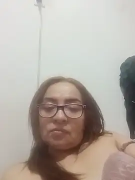 tany90's Live XXX Chat