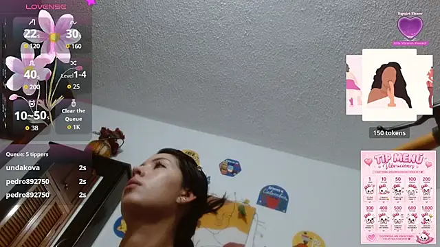 ivanna_dl 即時 XXX 聊天