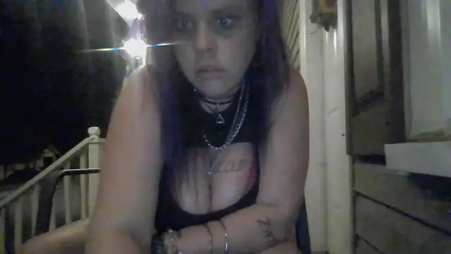 TWiSTYTheTwizted's Live XXX Chat