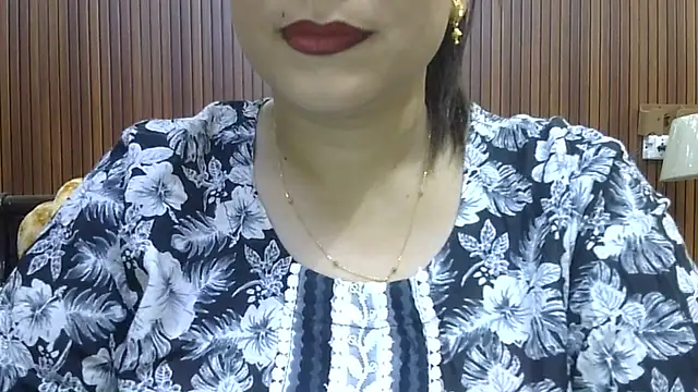 Hot_anshika120's Live XXX Chat