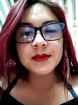 THALASSA_DIOSA Adlı Modelin Canlı XXX Sohbeti