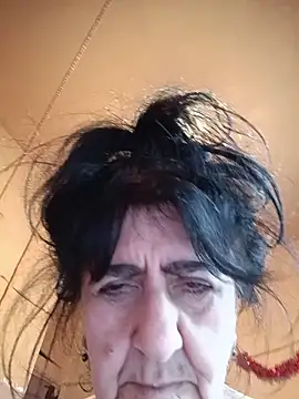 Lovely_Lori Adlı Modelin Canlı XXX Sohbeti