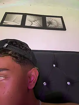 Alan_BigAss' Live XXX Chat