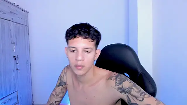 tylerrnova Chat XXX live