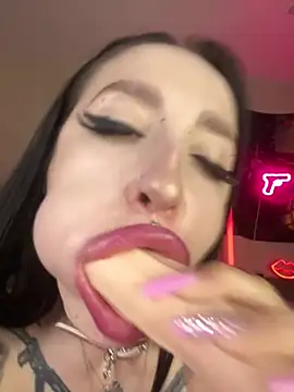 Molly__Moon – Live XXX-chat