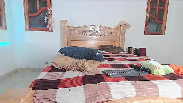 bratz_glloe Adlı Modelin Canlı XXX Sohbeti