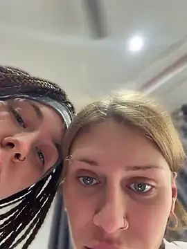 IceMur Chat XXX in diretta