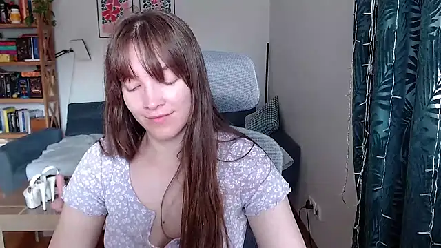 kenzie_x Adlı Modelin Canlı XXX Sohbeti