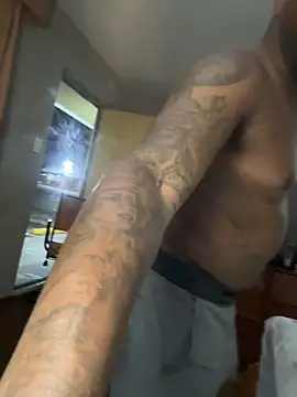 Stressreliever82 live XXX chat