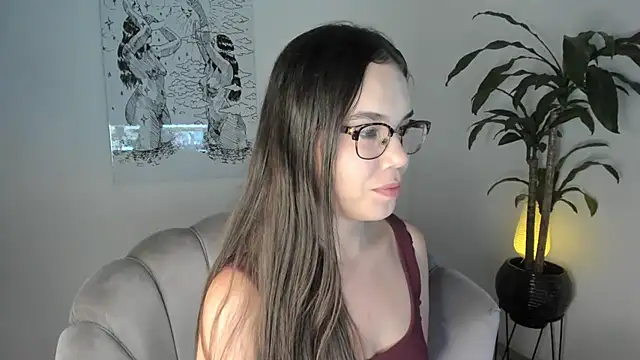 Holly_Angel_ Adlı Modelin Canlı XXX Sohbeti