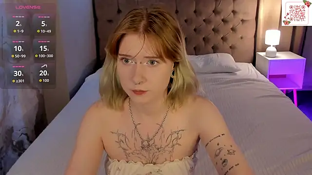 צ'אט XXX בשידור חי של Elira_Vane