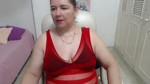 leonela_69のライブXXXチャット