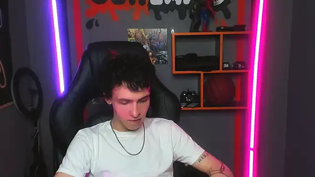 Jacob_Davidson Adlı Modelin Canlı XXX Sohbeti