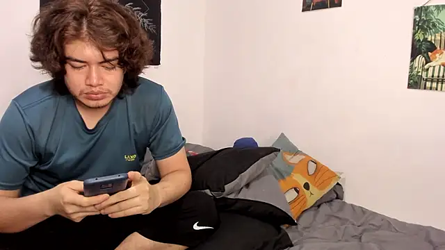 Chat XXX en directo de hothoneychile