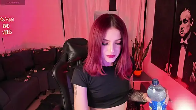 VictoriaRosse_ Adlı Modelin Canlı XXX Sohbeti