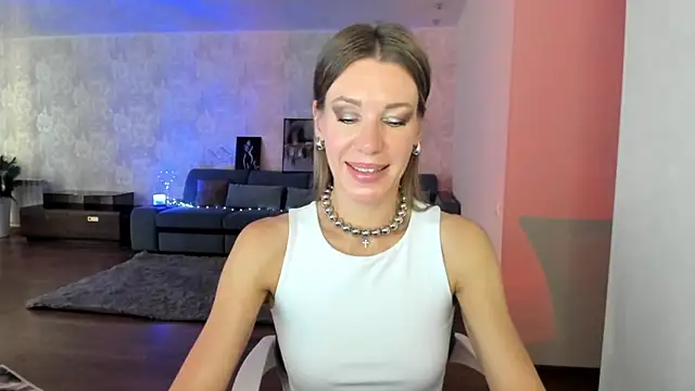 Chatroom XXX en direct de miababemi09