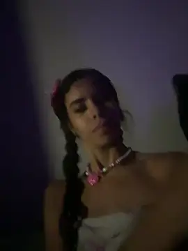 canela_salvaje's Live XXX Chat