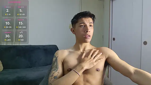 Thesaint_xxx Chat XXX live
