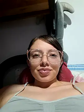 linda-schmidt live XXX chat