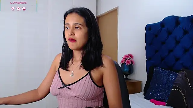 Chat +18 de Lili666_ ao vivo
