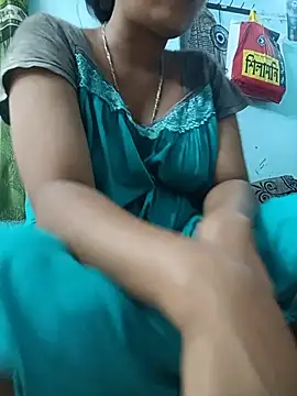 Chat +18 de KaKanisha_04 ao vivo