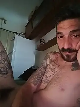 DiremosSI: διαδικτυακό σόου στην κάμερα