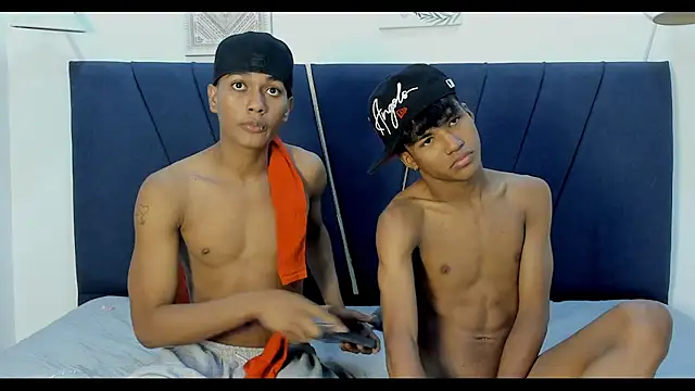 An_fox23 Obrolan Langsung XXX