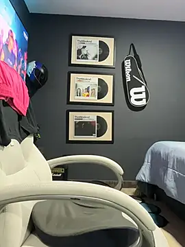 ThomasHells live XXX chat