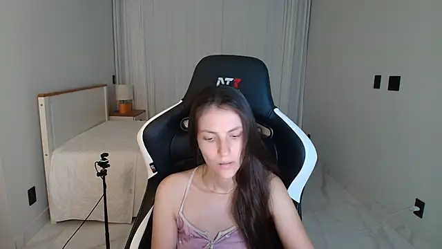 upssnowy Chat XXX in diretta