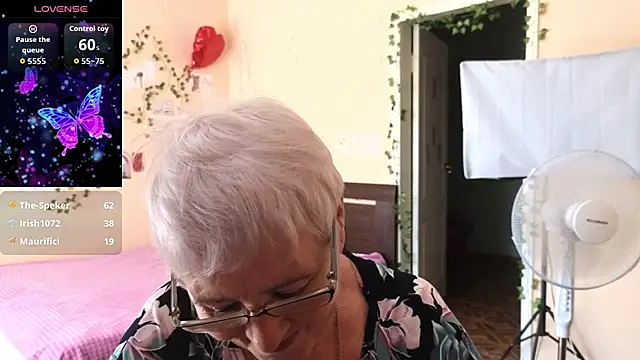 دردشة Sandra_Snowflake الجنسية المباشرة