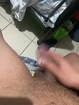 Show de Polladuraparati25 na webcam