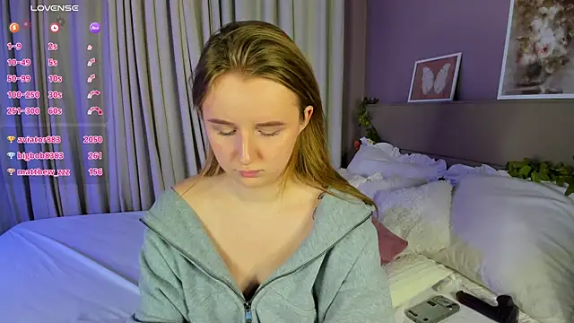 Rina_Panic Chat XXX live