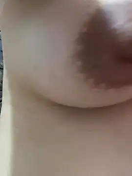 Chat XXX en directo de Thu_yaha
