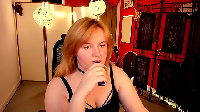 KathyBriggs Chat XXX live