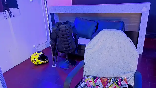 Онлайн чат XXX angel_still_