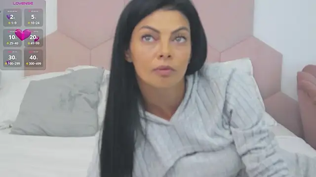 LadyLiia – Naživo XXX chat