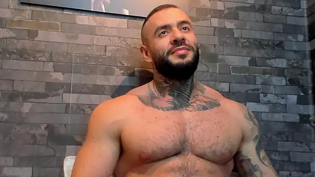 BruceDallas Live XXX-chat