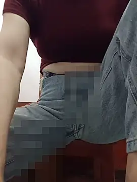 Bong_Hoa Adlı Modelin Canlı XXX Sohbeti