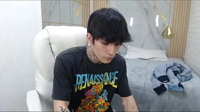 Cry_therealn Live XXX chat