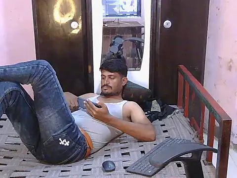 HotXKrish: απευθείας συνομιλία ΧΧΧ