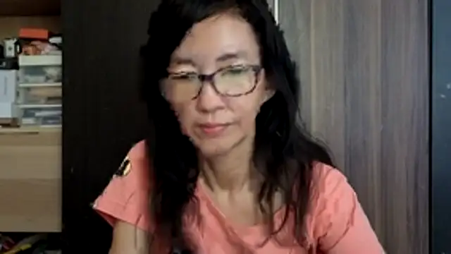 sexyCitty élő XXX-chatje