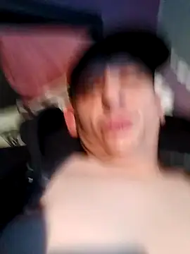 Živý XXX chat Tom4Womans