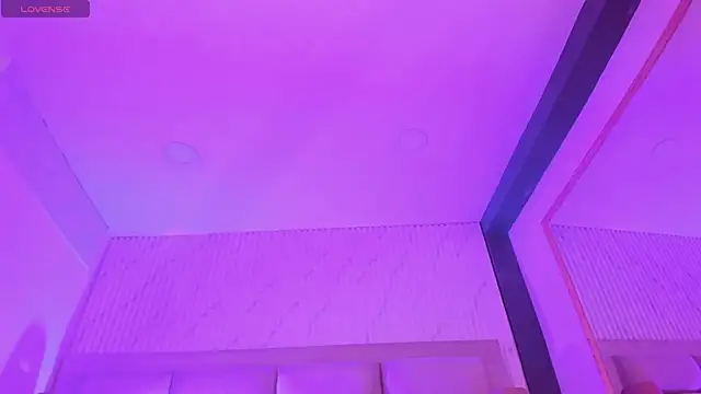 XXX chat uživo modela MelodyBliss