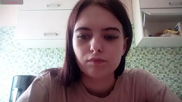 XXX chat uživo modela KikiAmino