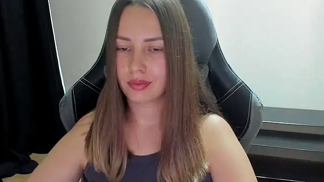 Mia_shy1 Chat XXX in diretta