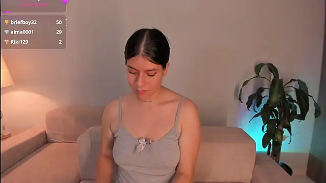 Holly_velvett Chat XXX in diretta