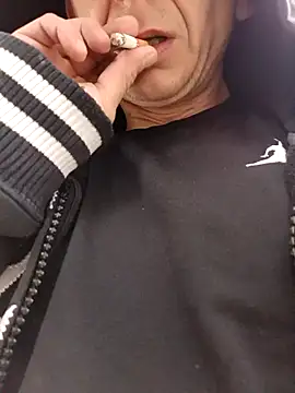 Tom4Womans Live XXX-chat