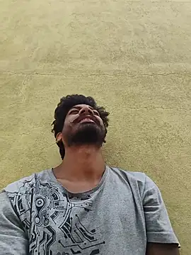 Chat +18 de freakingcock27 ao vivo