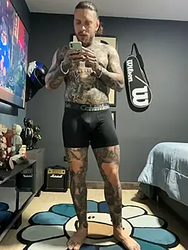 XXX chat uživo modela ThomasHells